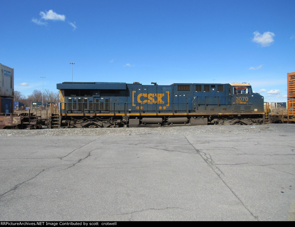 CSX 3070 (2)